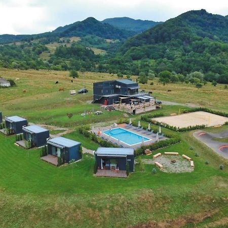 Hotel Flandra Glamping Corbeni Zewnętrze zdjęcie