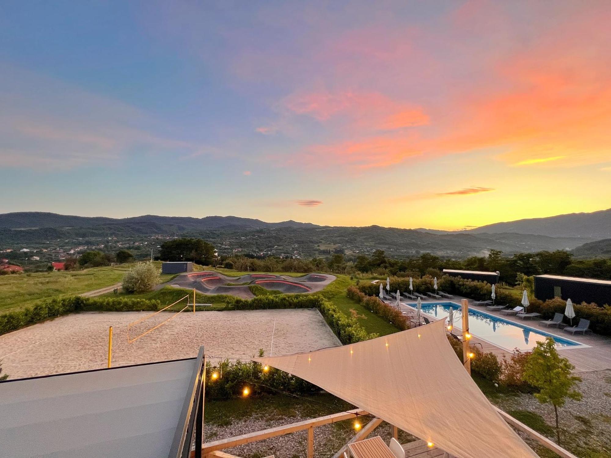 Hotel Flandra Glamping Corbeni Zewnętrze zdjęcie