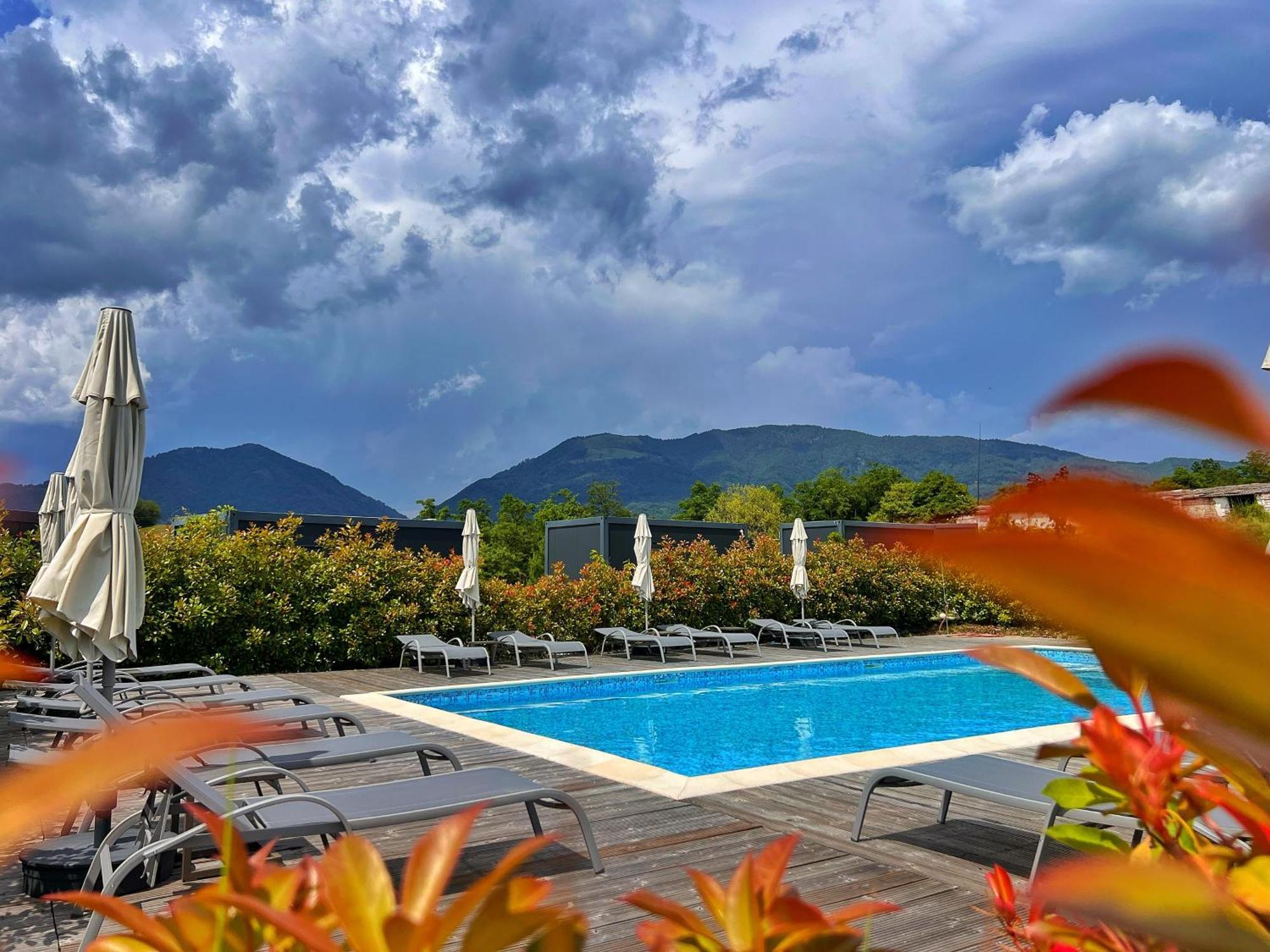 Hotel Flandra Glamping Corbeni Zewnętrze zdjęcie